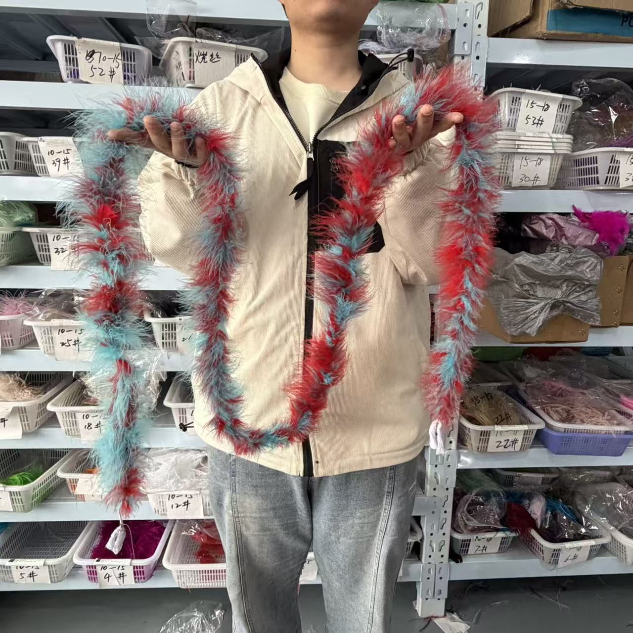 Boa de Penas de Marabu Multico - Feather Trim Marabou avaliação e preço